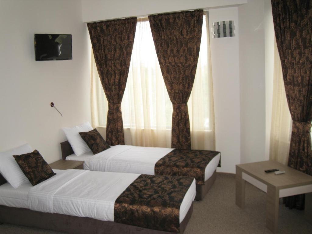 Domus Aparthotel Skopje Zewnętrze zdjęcie