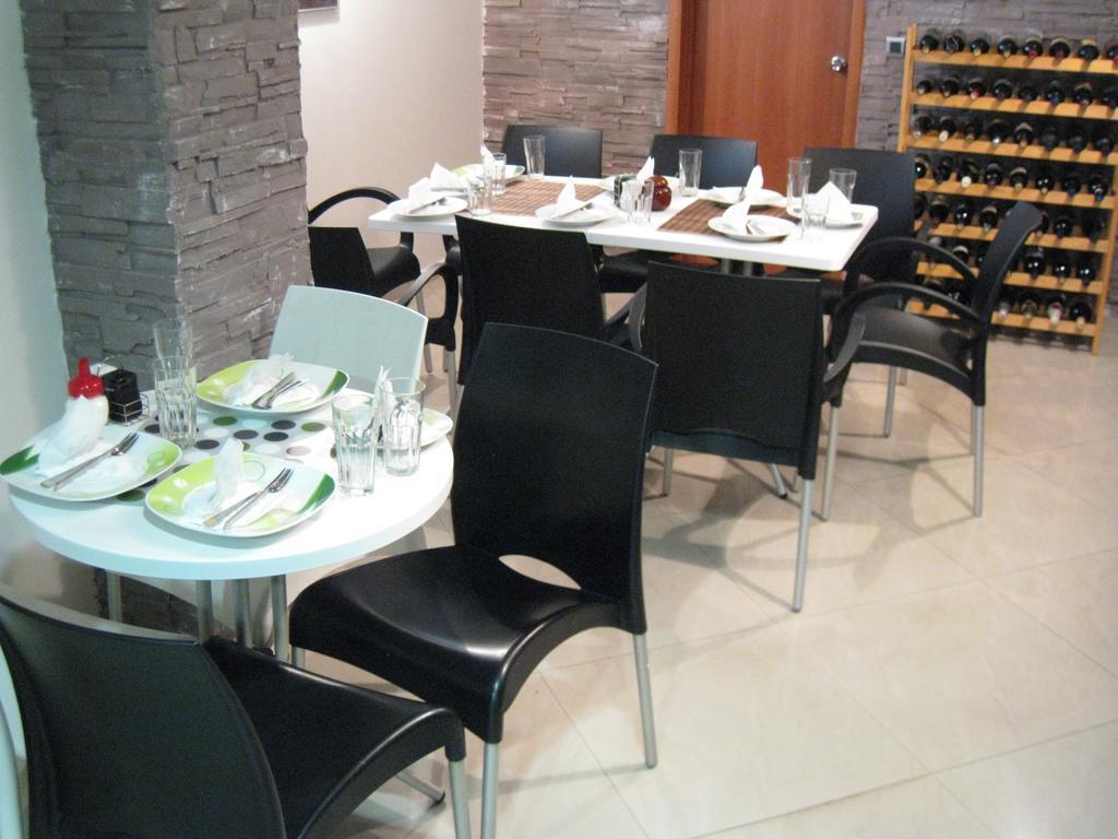Domus Aparthotel Skopje Zewnętrze zdjęcie