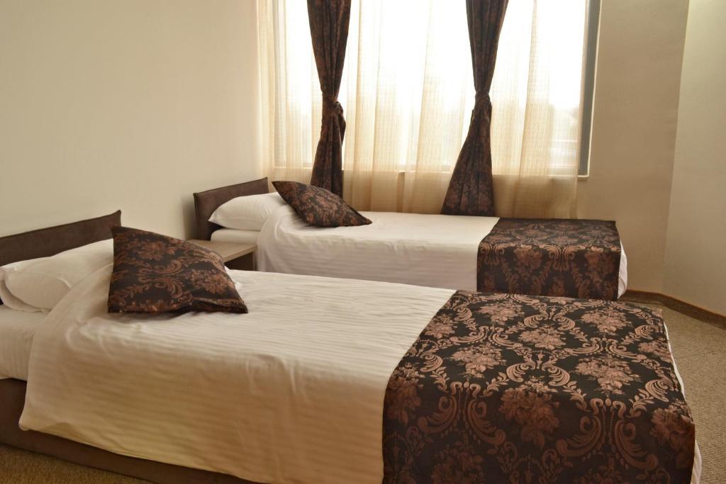 Domus Aparthotel Skopje Zewnętrze zdjęcie